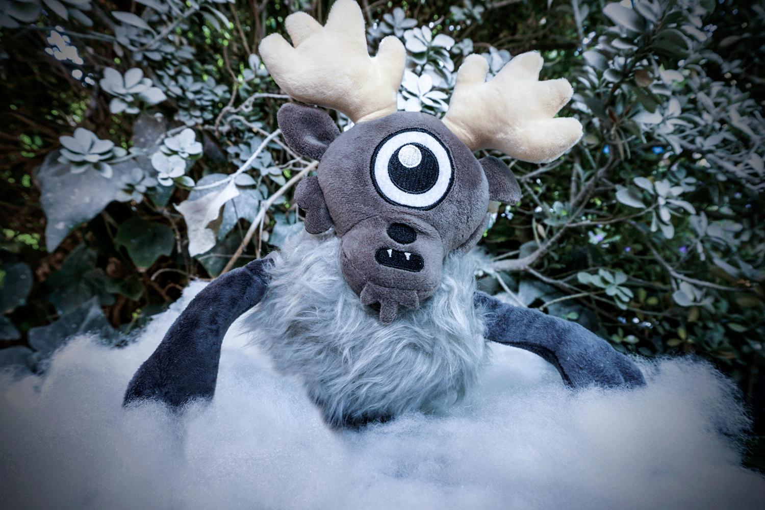 Deerclops Plush in the Snow
