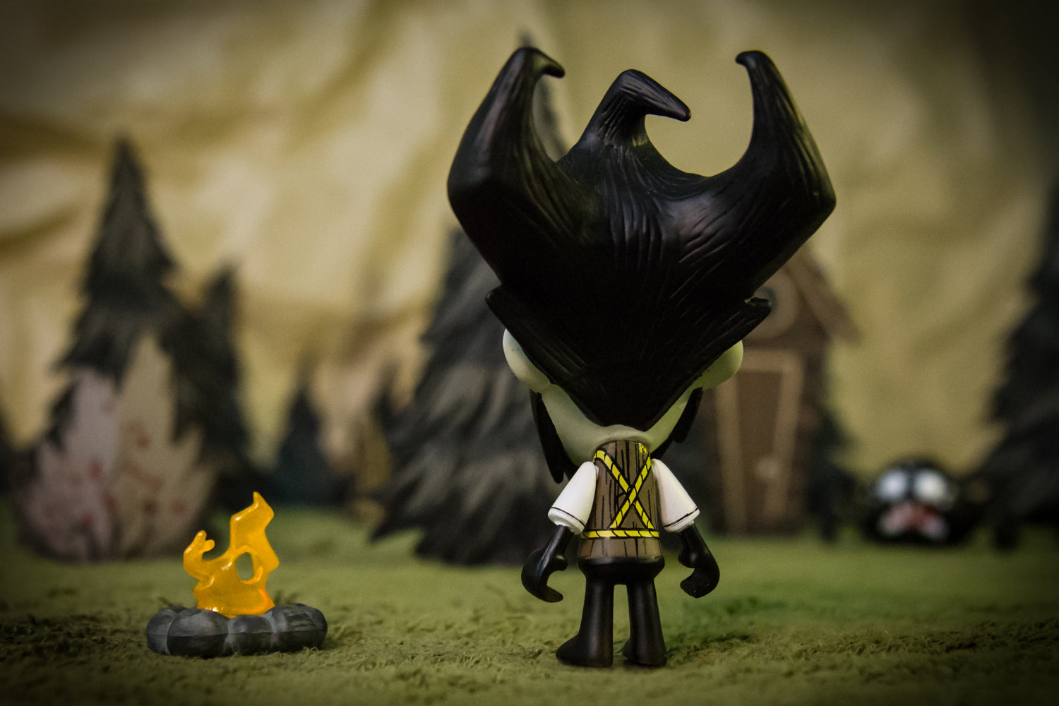 Don't Starve: Wilson Figure Back View